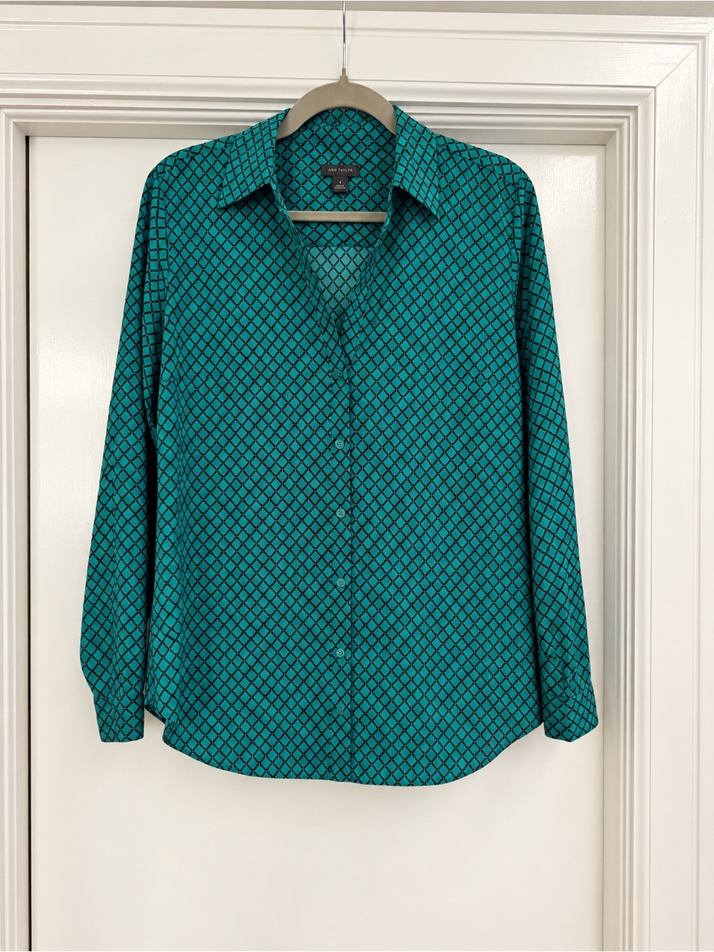 Ann Taylor, Green, and Black Diamond-Print Button Down Shirt